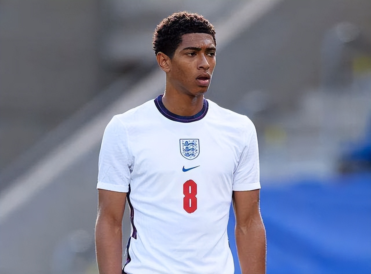 破产了，记录报：法院准备拍卖博阿维斯塔俱乐部的资产（记录报：博阿维斯塔俱乐部陷入破产，法院拟拍卖其资产）