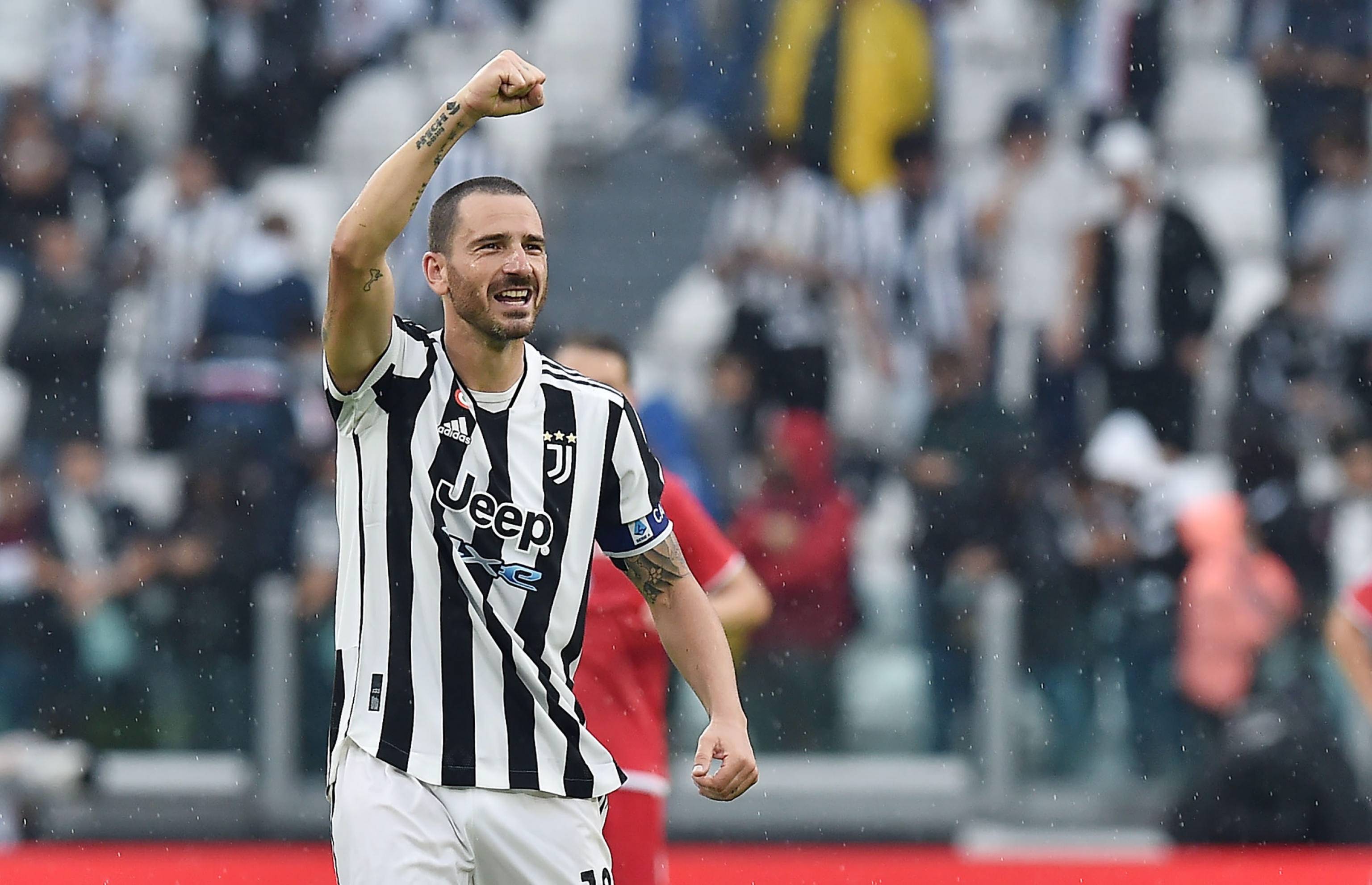 太疯了！费内巴切0-2落后3-2翻盘，瓦尔加斯MVP杀疯了（逆天一战！费内巴切0-2落后连扳三局3-2逆转，瓦尔加斯当选MVP火力全开）