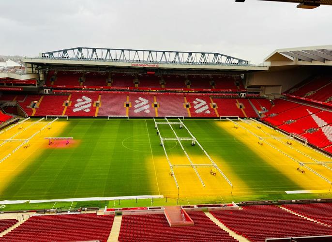 世体：巴萨不提前去斯坦福桥踩场训练，将在比赛当日飞往伦敦（世体：巴萨比赛日当天飞赴伦敦，不提前在斯坦福桥踩场）