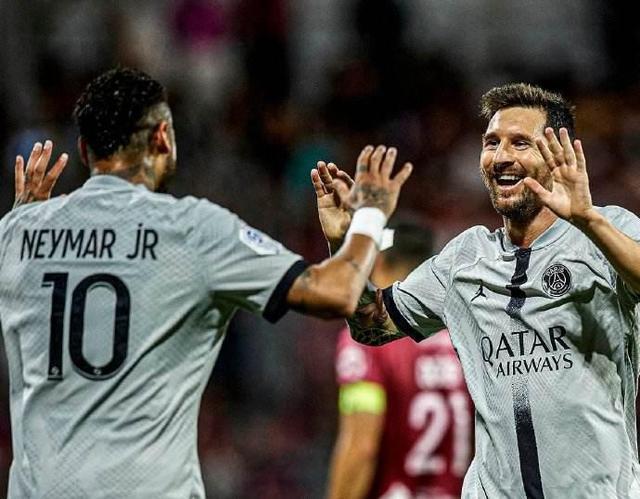 FIFA女足最新排名：中国女足下降一位至世界第17，亚洲第四（FIFA女足排名更新：中国队降至世界第17位，亚洲第4）