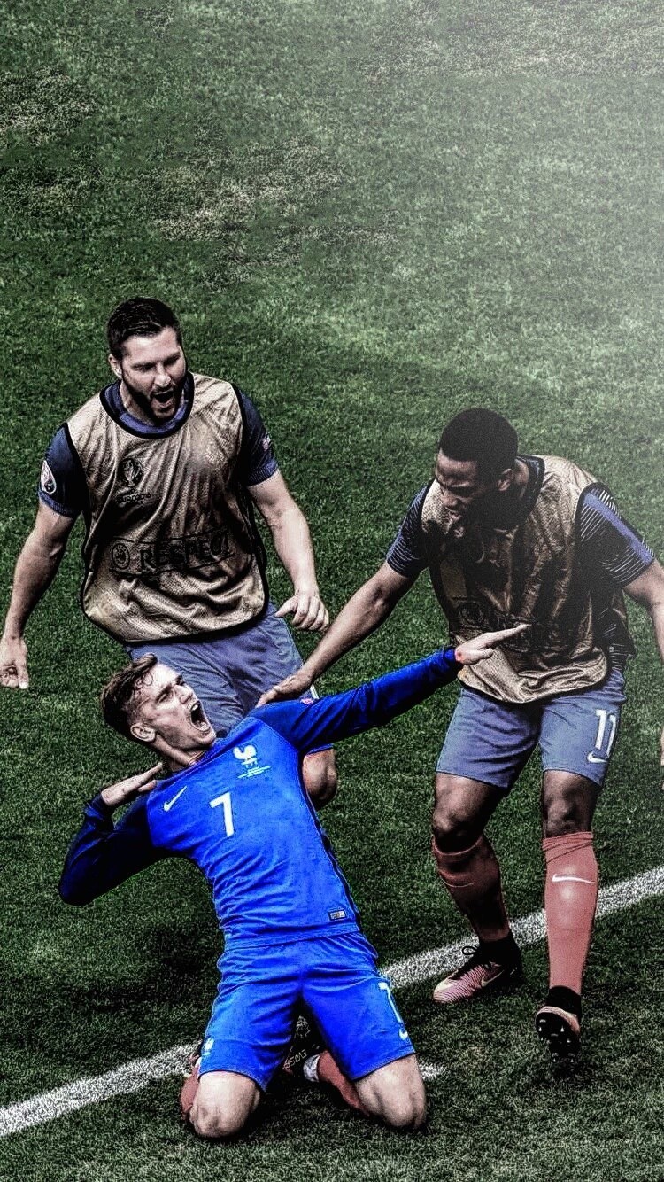 FM：尤文、斯图加特和洛里昂关注法国U20主力右闸贝尤库（FootMercato：尤文、斯图加特与洛里昂有意法国U20主力右后卫贝尤库）