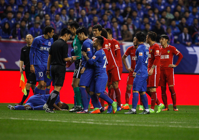 队报盛赞托万：现在他不仅是技术领袖，还是更衣室领袖（《队报》称赞托万：他已是场上技术核心，更是更衣室精神领袖）