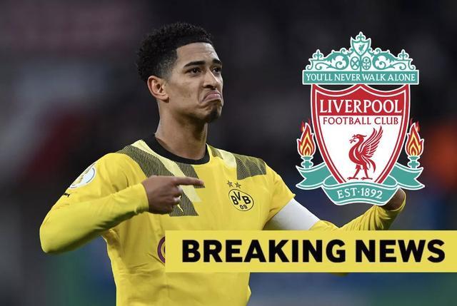 惊险一幕，马竞女足球员梅迪纳头部被膝盖撞到后失去意识（惊魂瞬间：马竞女足球员梅迪纳头部遭膝撞后当场失去意识）