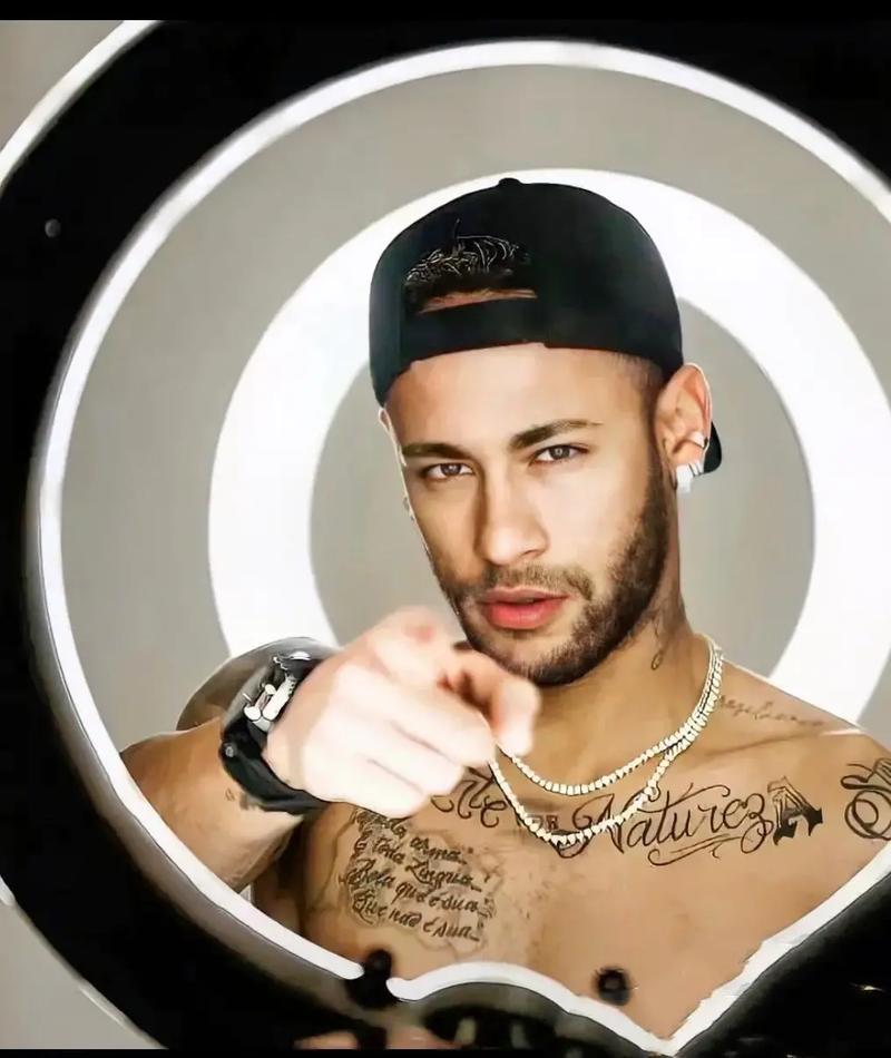 官方：马宁执法今晚苏超决赛南通队vs泰州队的比赛（官宣：马宁将主哨今晚苏超决赛，南通对阵泰州）