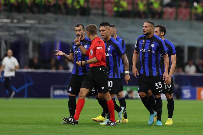 替补球员关键进球逆转比赛（替补建功助队上演逆转）